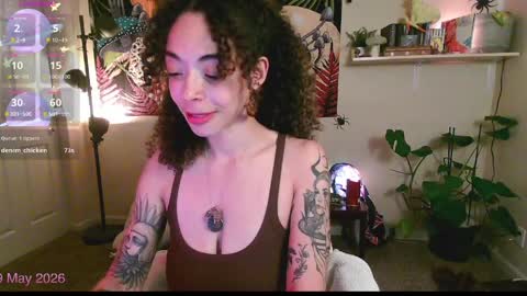 Snapshot of gunzinrose chatting on May 2026 03:23:01 AM Kylie online show from May 2026 03:23:01 AM