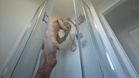 Snapshot of gusmuss chatting on February 2026 12:04:02 AM Jamie online show from February 2026 12:04:02 AM