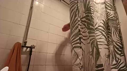 Snapshot of gusmuss chatting on February 2026 12:58:02 PM Jamie online show from February 2026 12:58:02 PM