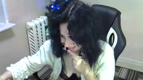 Snapshot of gusumah chatting on January 2025 04:56:02 PM GusumAh online show from January 2025 04:56:02 PM