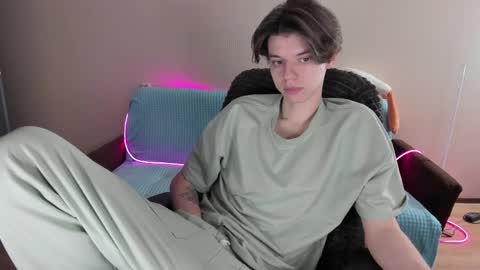 guy_liam1 online show from February 2025 08:22:02 AM