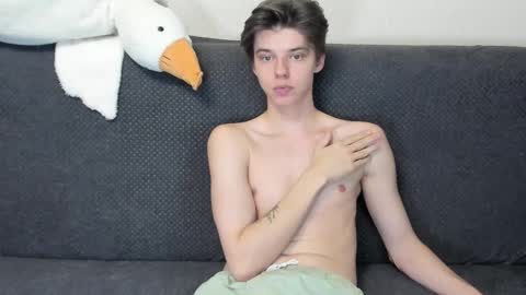 guy_liam1 online show from November 2025 02:05:01 PM