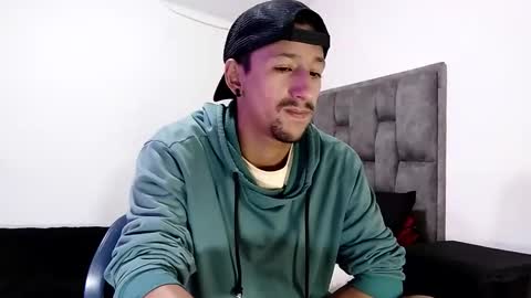 karim online show from February 2025 11:10:02 AM