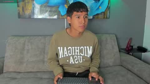 Carl Milton online show from November 2025 01:44:01 AM