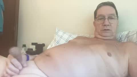 Snapshot of gwashere4u chatting on October 2025 01:53:02 PM gwashere4u online show from October 2025 01:53:02 PM