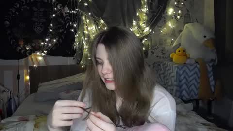 Gwen online show from March 2026 07:09:01 PM