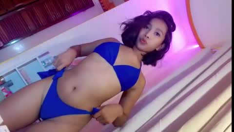 Snapshot of gwyneth_licious chatting on June 2026 11:56:02 AM gwyneth_licious online show from June 2026 11:56:02 AM