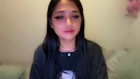Snapshot of gwynmylove chatting on June 2026 05:10:02 PM Gwyn online show from June 2026 05:10:02 PM
