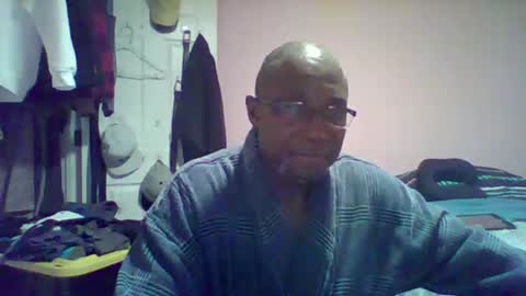 gyesaw1970 online show from November 2025 07:12:01 AM