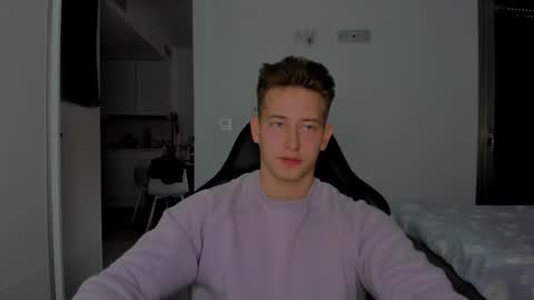 Oliver online show from March 2026 04:01:02 PM