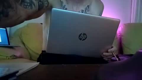 h333th3nz online show from March 2026 04:34:02 AM