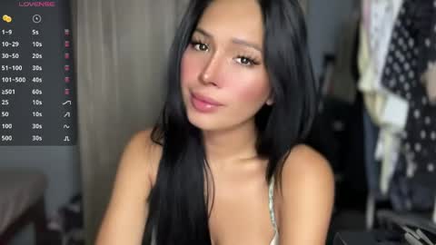 Snapshot of h34rtsforcami chatting on June 2026 05:11:01 AM Camila online show from June 2026 05:11:01 AM