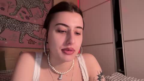 Snapshot of h3l9a_pataki chatting on May 2026 04:37:01 PM Helga online show from May 2026 04:37:01 PM
