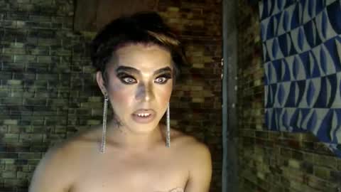 Snapshot of hadasam26 chatting on November 2025 12:18:01 PM SAM online show from November 2025 12:18:01 PM