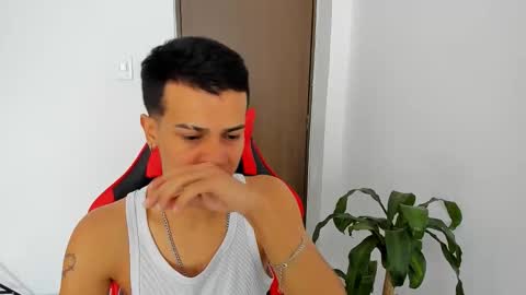 Snapshot of hades_horny_ chatting on April 2026 05:32:02 PM hades_horny_ online show from April 2026 05:32:02 PM