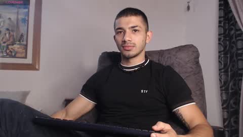 Snapshot of hadez_69 chatting on October 2025 10:51:01 AM HADEZ online show from October 2025 10:51:01 AM