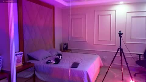 HADEZ online show from January 2026 02:37:02 AM