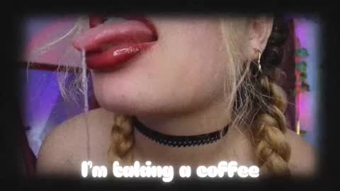 Haely online show from November 2025 11:45:01 AM