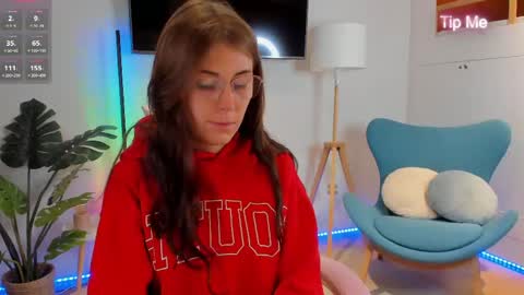 Snapshot of hailey__green chatting on May 2026 09:21:02 PM Hailey Green online show from May 2026 09:21:02 PM