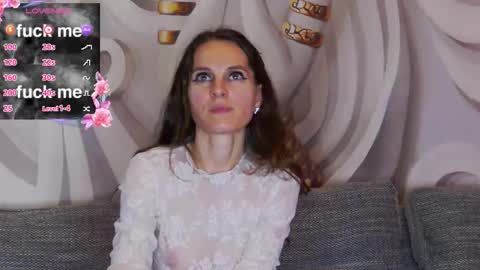 Snapshot of hailey_peach chatting on November 2025 06:52:02 PM HaileyPeach online show from November 2025 06:52:02 PM