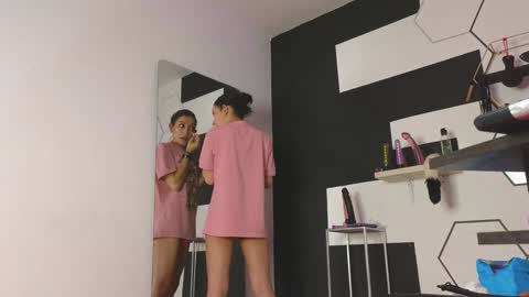 haileycat_ online show from January 2025 11:29:01 PM