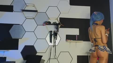 haileycat_ online show from January 2025 08:25:01 AM