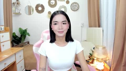 Haily online show from October 2025 09:27:01 AM