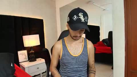 Snapshot of hairy_diamond chatting on September 2025 07:35:01 PM H A I R Y D I A M O N D online show from September 2025 07:35:01 PM