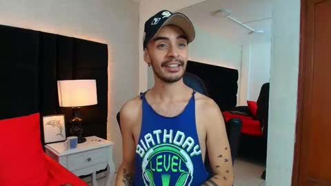 Snapshot of hairy_diamond chatting on September 2025 07:36:02 PM H A I R Y D I A M O N D online show from September 2025 07:36:02 PM
