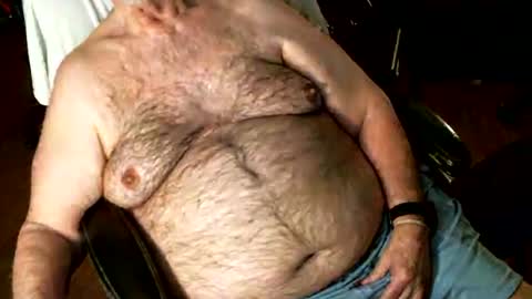 hairybear813 online show from June 2026 11:07:02 PM