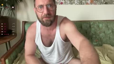 Snapshot of hairyfitguy444 chatting on May 2026 03:18:01 PM Harry Fit Big Bro Dad Sir online show from May 2026 03:18:01 PM
