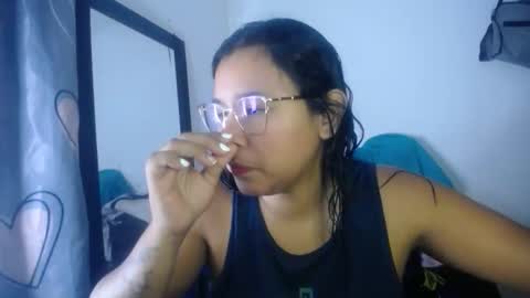 Snapshot of hairygirl83 chatting on April 2026 12:29:02 PM hairygirl83 online show from April 2026 12:29:02 PM