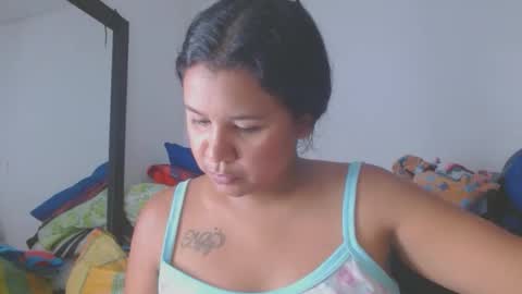 Snapshot of hairygirl83 chatting on April 2026 08:57:02 PM hairygirl83 online show from April 2026 08:57:02 PM