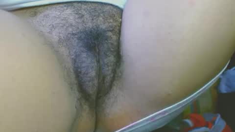 Snapshot of hairygirl83 chatting on May 2026 12:54:02 PM hairygirl83 online show from May 2026 12:54:02 PM