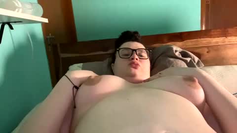 Snapshot of haleyayush chatting on March 2025 04:02:02 AM haleyayush online show from March 2025 04:02:02 AM