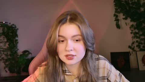 HaleySun online show from November 2025 01:33:02 PM