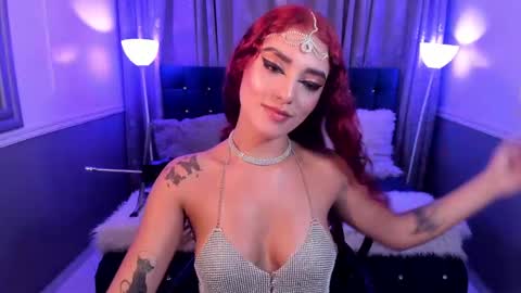 Snapshot of hallsred_rh chatting on January 2025 01:00:01 AM Halls Red online show from January 2025 01:00:01 AM