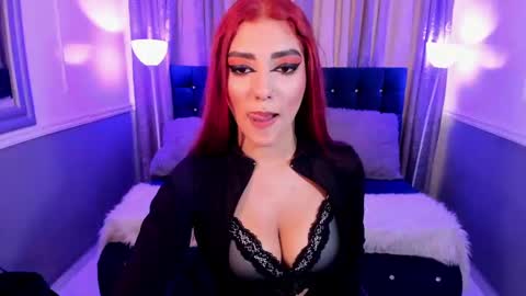 Snapshot of hallsred_rh chatting on January 2025 09:22:01 PM Halls Red online show from January 2025 09:22:01 PM