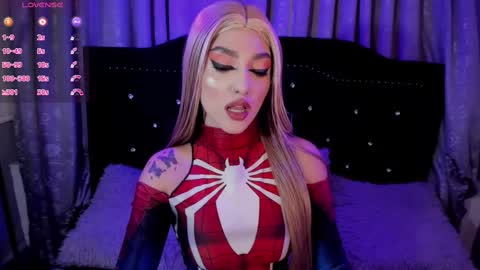 Snapshot of hallsred_rh chatting on September 2025 10:25:01 PM Halls Red online show from September 2025 10:25:01 PM