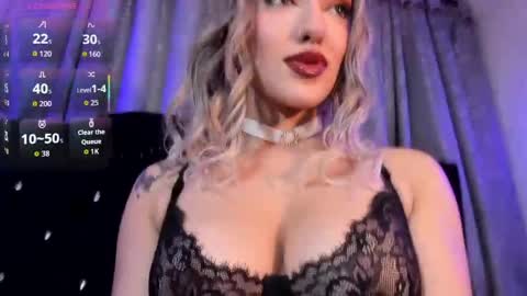 Snapshot of hallsred_rh chatting on June 2026 12:16:02 AM Halls Red online show from June 2026 12:16:02 AM