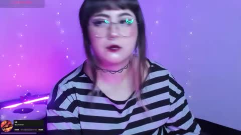 Snapshot of hallucigenia_sparza chatting on June 2026 09:59:02 PM Hallu online show from June 2026 09:59:02 PM