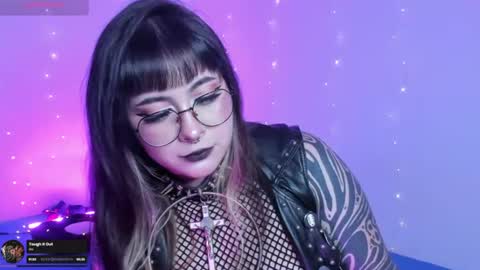 Snapshot of hallucigenia_sparza chatting on July 2026 11:14:01 PM Hallu online show from July 2026 11:14:01 PM