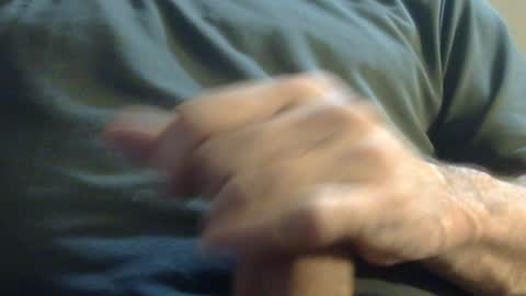 Snapshot of hamhead71 chatting on December 2024 05:40:02 PM hamhead71 online show from December 2024 05:40:02 PM