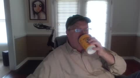 Snapshot of han63 chatting on November 2025 01:02:01 PM Han online show from November 2025 01:02:01 PM