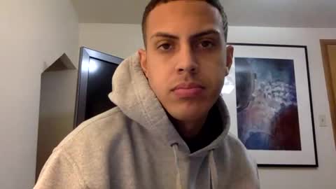 handsome01_ online show from December 2025 01:47:02 AM