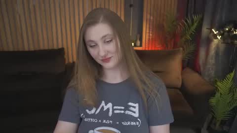 Dayana online show from June 2026 01:04:01 PM
