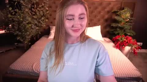 Dayana online show from July 2026 01:09:01 PM