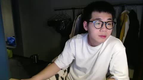 handsome_mannn online show from January 2025 07:47:02 PM