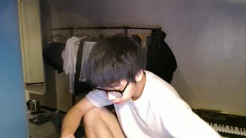 handsome_mannn online show from October 2025 08:51:02 PM