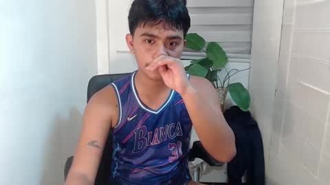 handsome_vanana online show from February 2025 09:43:01 AM